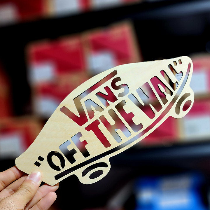 Logo Vans Off The Wall en Madera