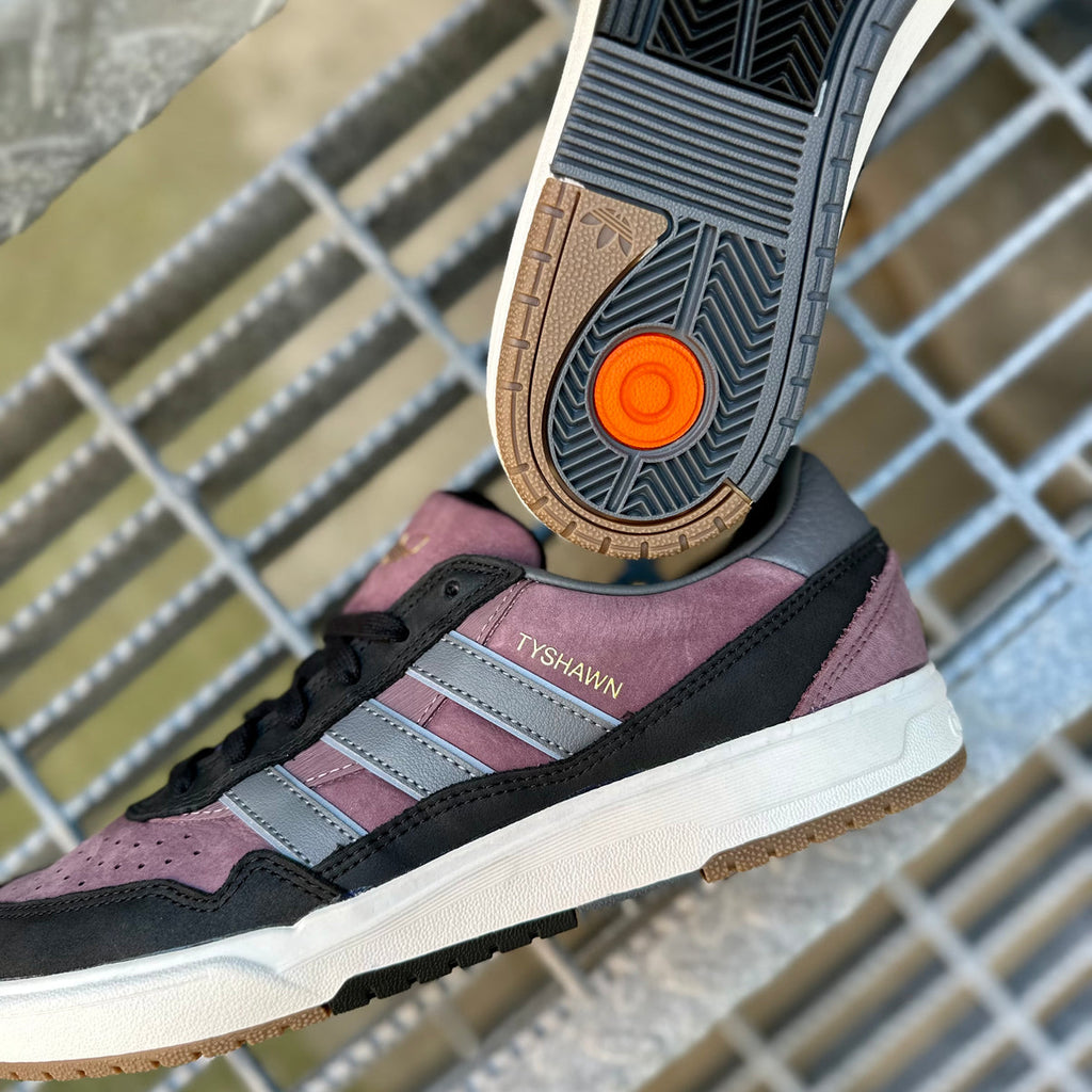 Tenis Adidas Tyshawn II