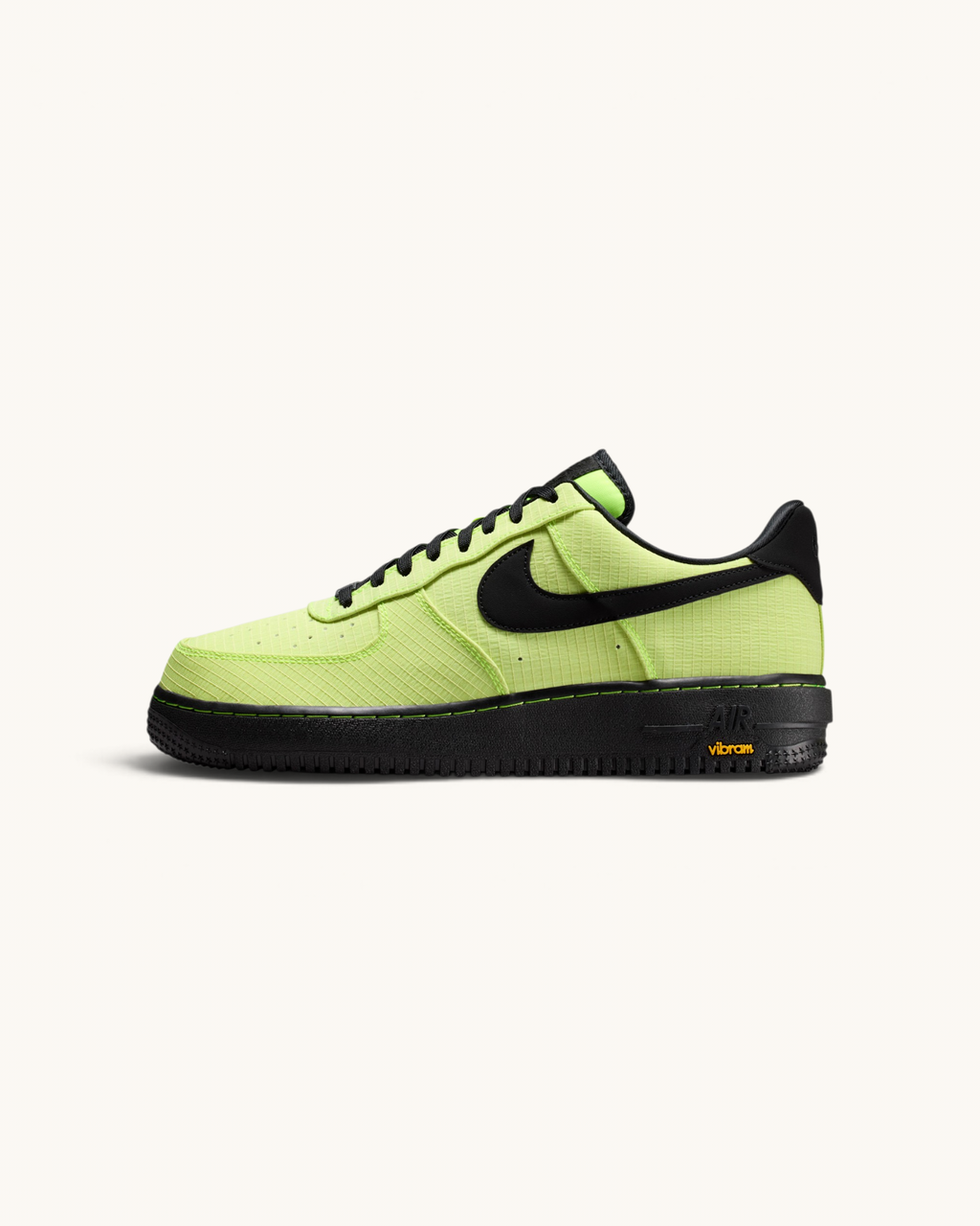 Tenis Nike Air Force 1 '07 LX Vibram Volt