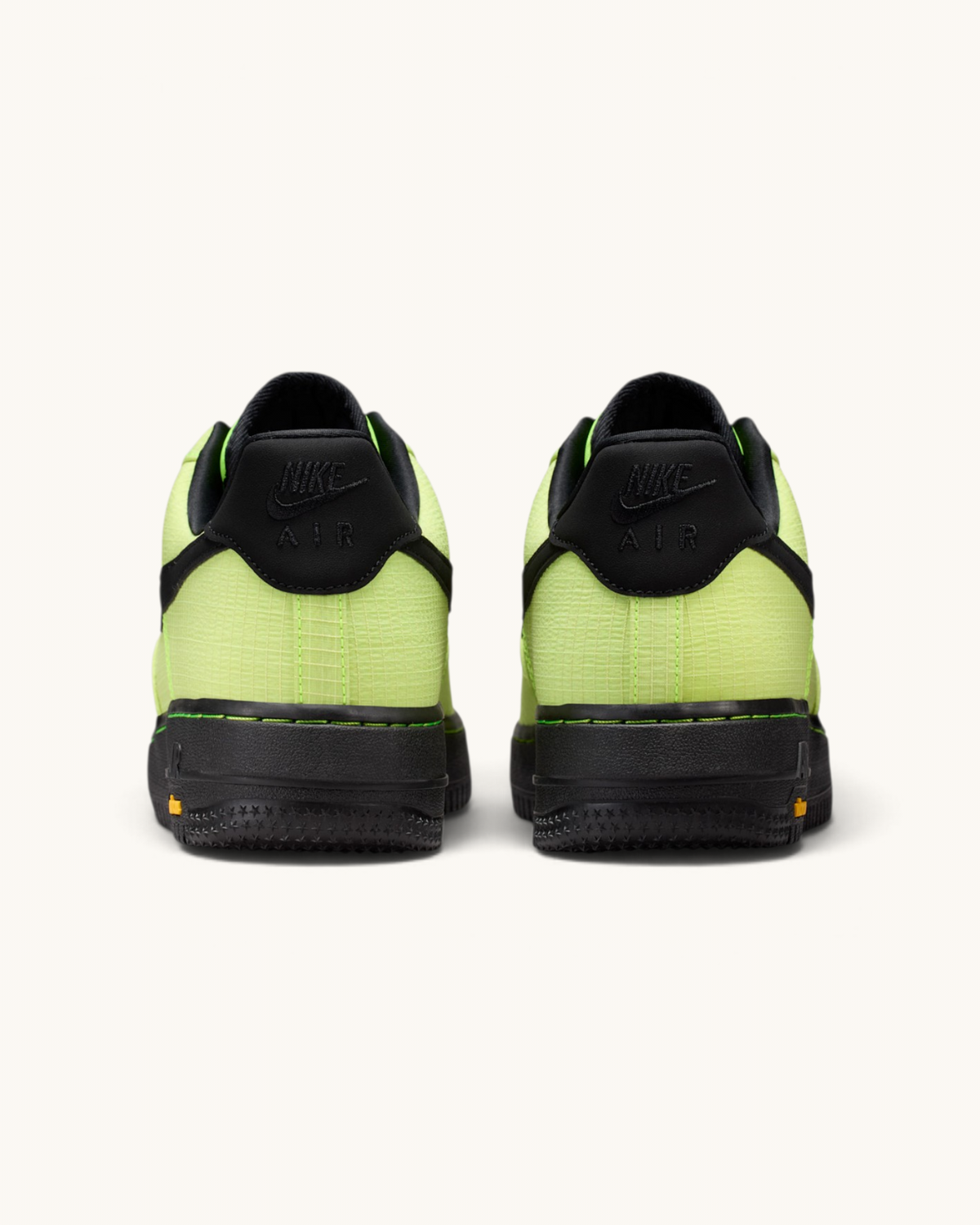 Tenis Nike Air Force 1 '07 LX Vibram Volt