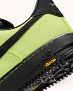 Tenis Nike Air Force 1 '07 LX Vibram Volt