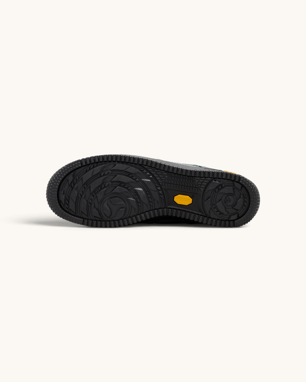 Tenis Nike Air Force 1 '07 LX Vibram Smoke Grey