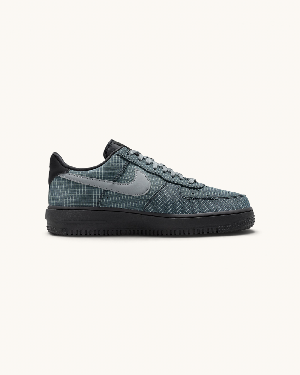 Tenis Nike Air Force 1 '07 LX Vibram Smoke Grey