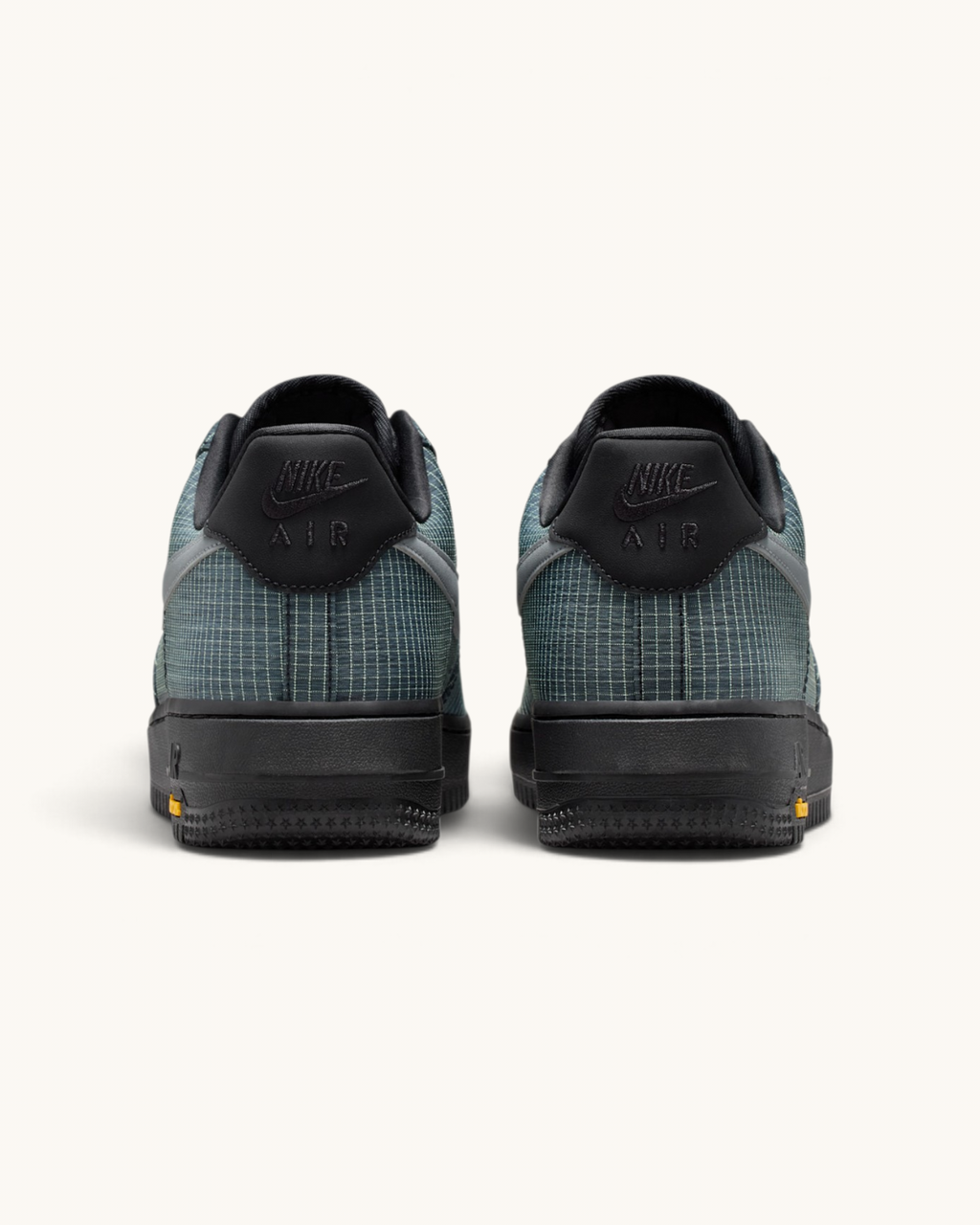 Tenis Nike Air Force 1 '07 LX Vibram Smoke Grey