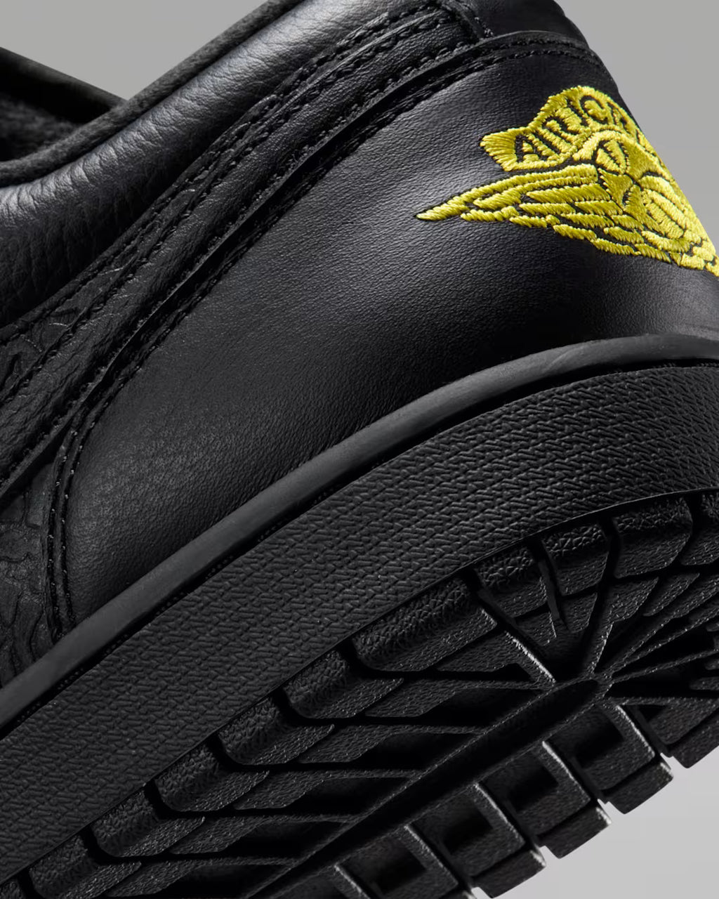 Tenis Air Jordan 1 Low SE