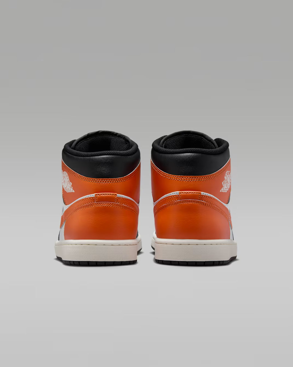 Tenis Air Jordan 1 Mid