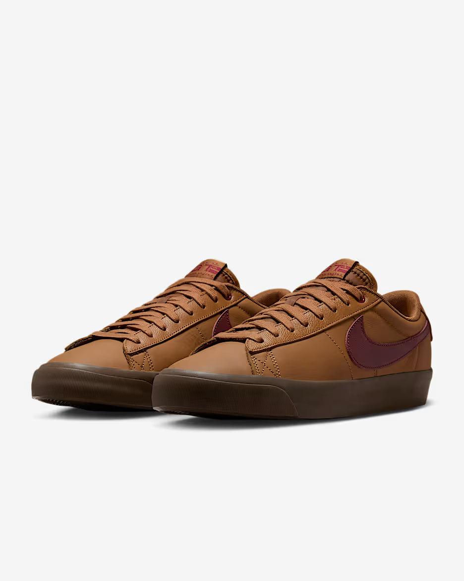Tenis Nike SB Blazer Low Pro GT