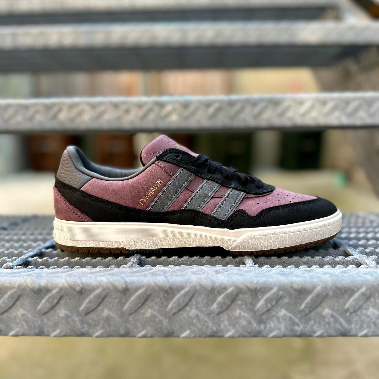 Tenis Adidas Tyshawn II