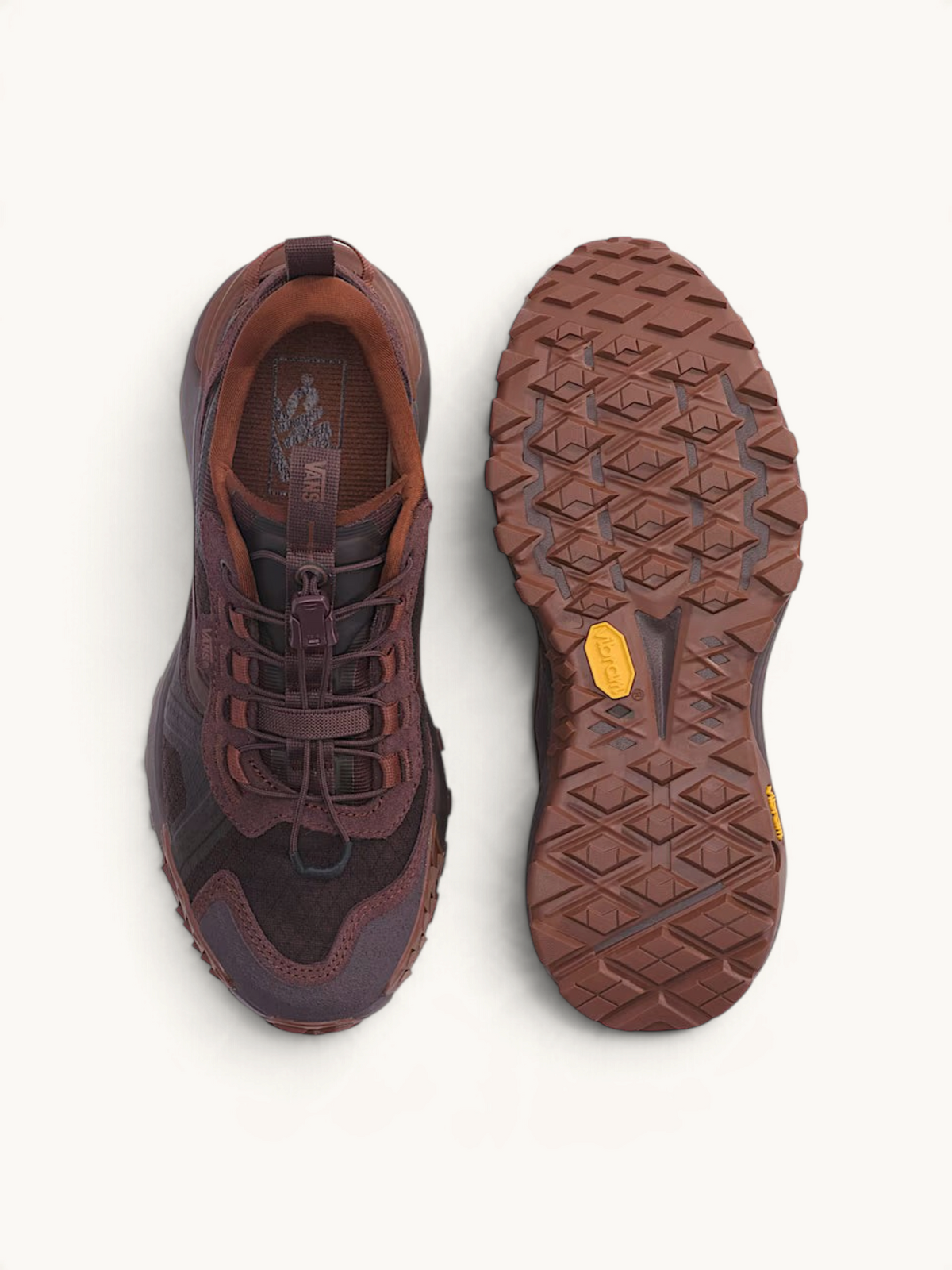 Tenis FRIDAY.COM.CO Vans Crosspath XC color marrón con suela Vibram de alto agarre y sistema de ajuste rápido