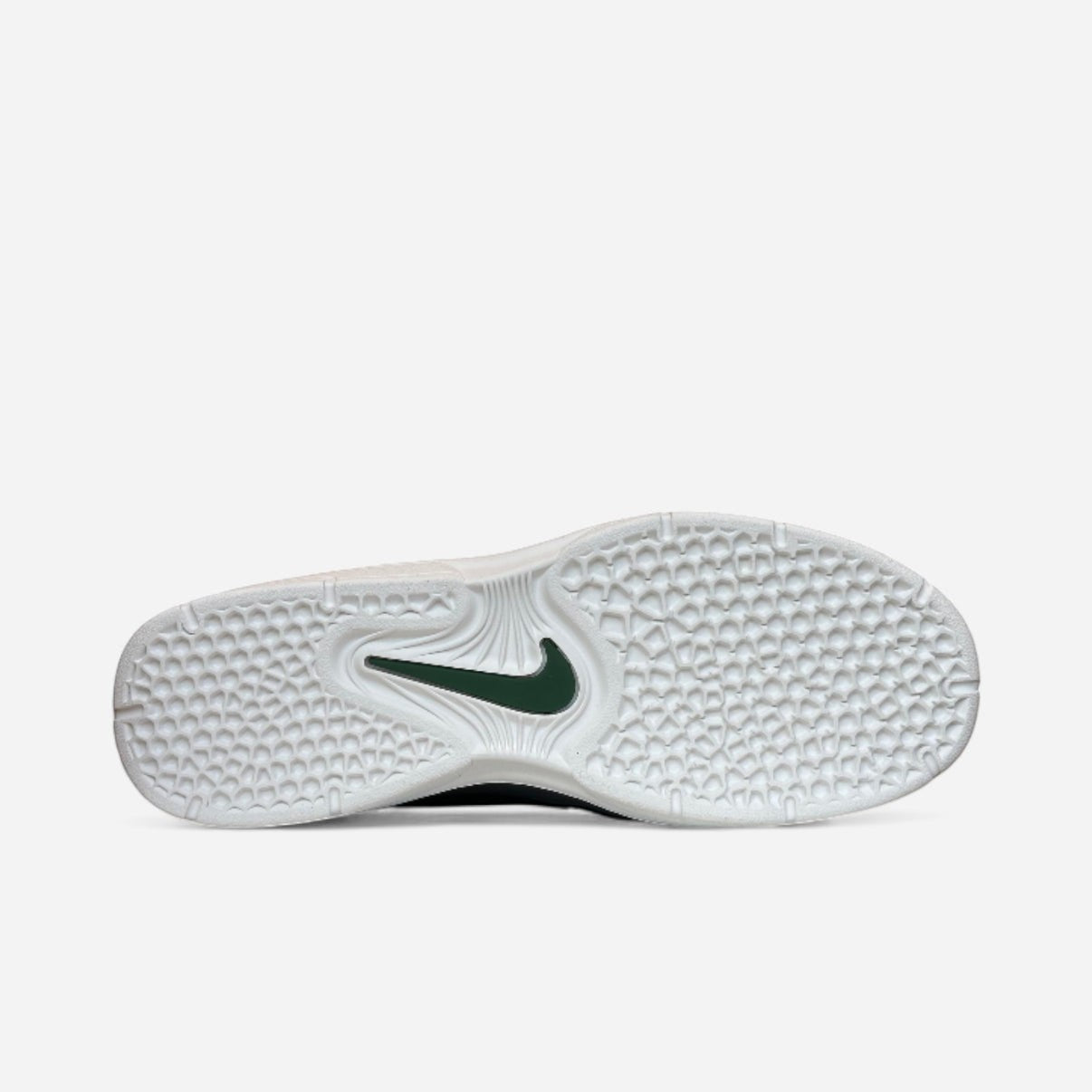Tenis Nike SB Vertebrae Black, Malachite, & Summit White