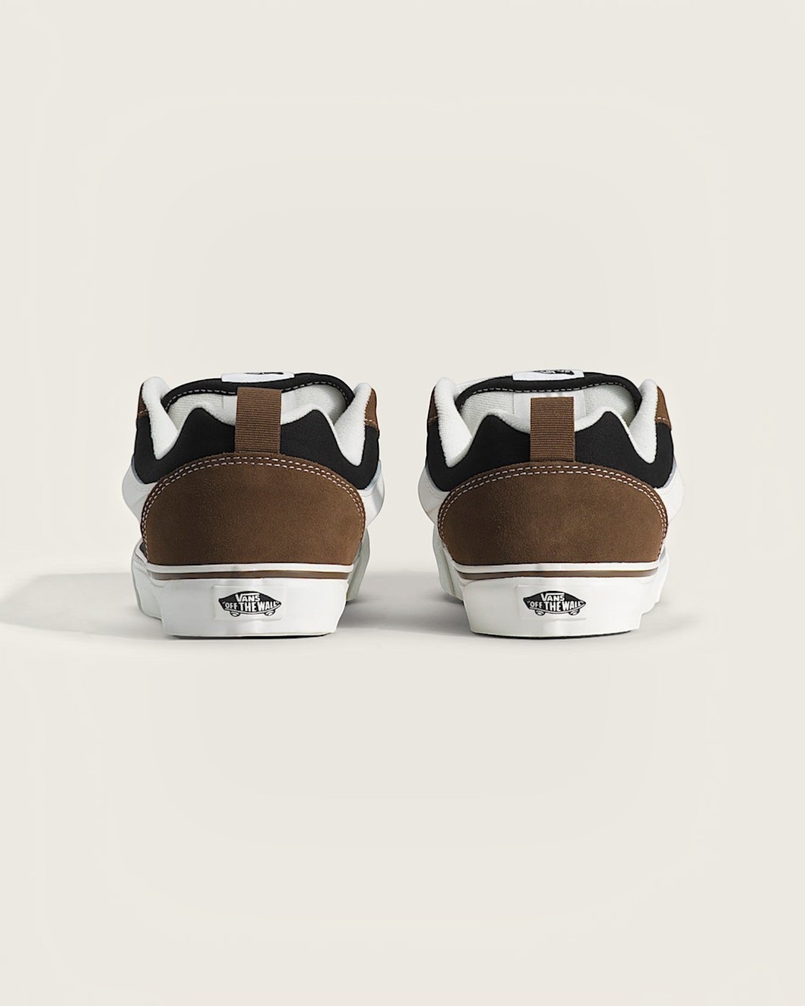 Tenis Vans Knu Skool