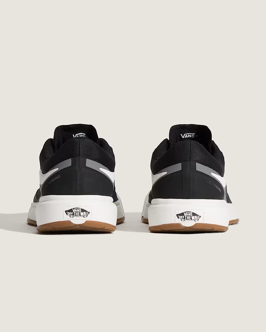 Tenis Vans MTE Ultrarange 2.0 RW Black White