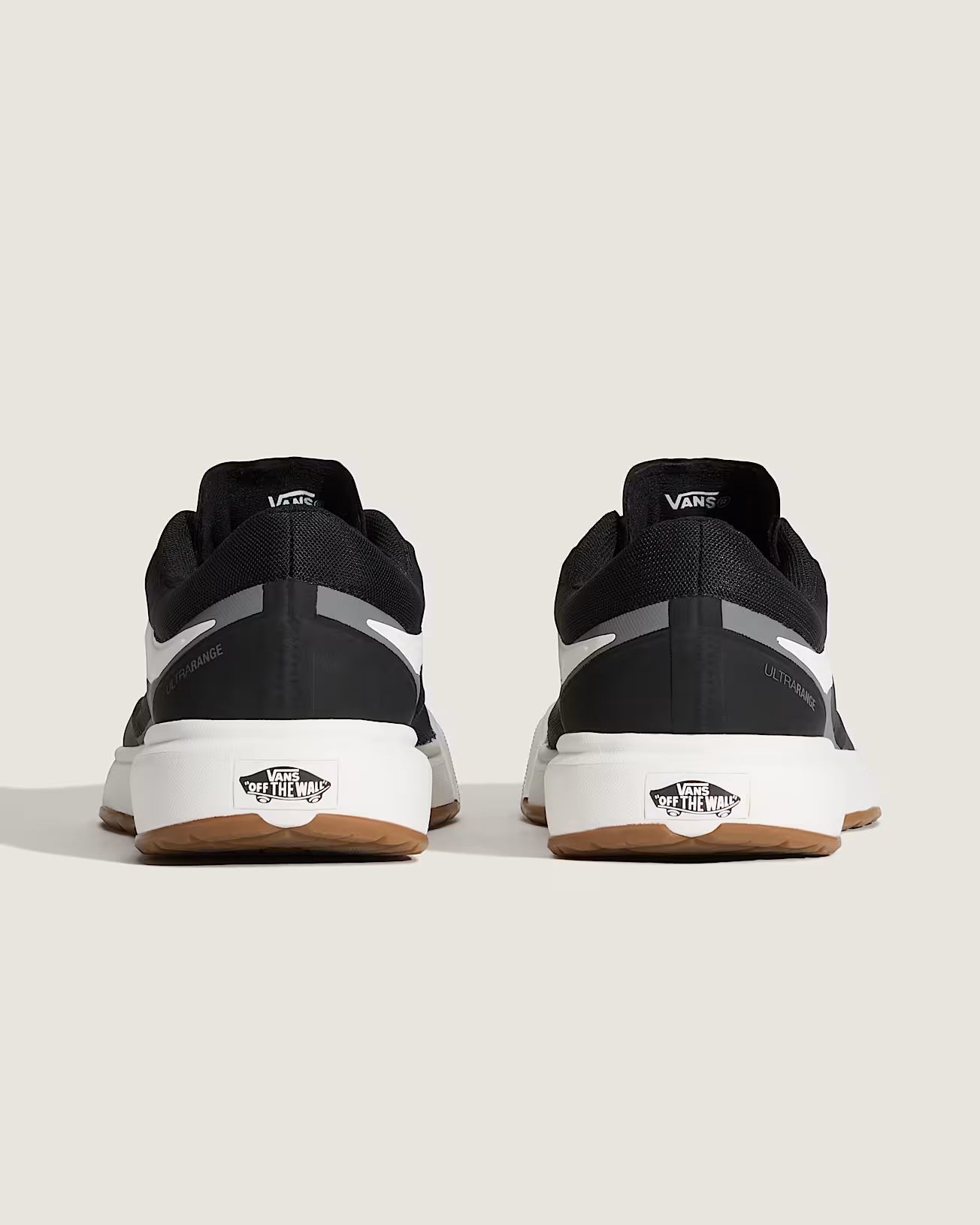 Tenis Vans MTE Ultrarange 2.0 RW Black White