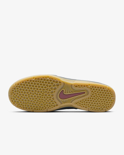 Tenis Nike SB Vertebrae
