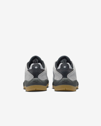 Tenis Nike SB Vertebrae