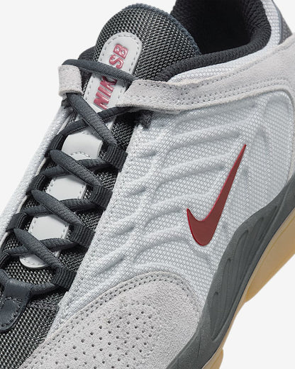 Tenis Nike SB Vertebrae