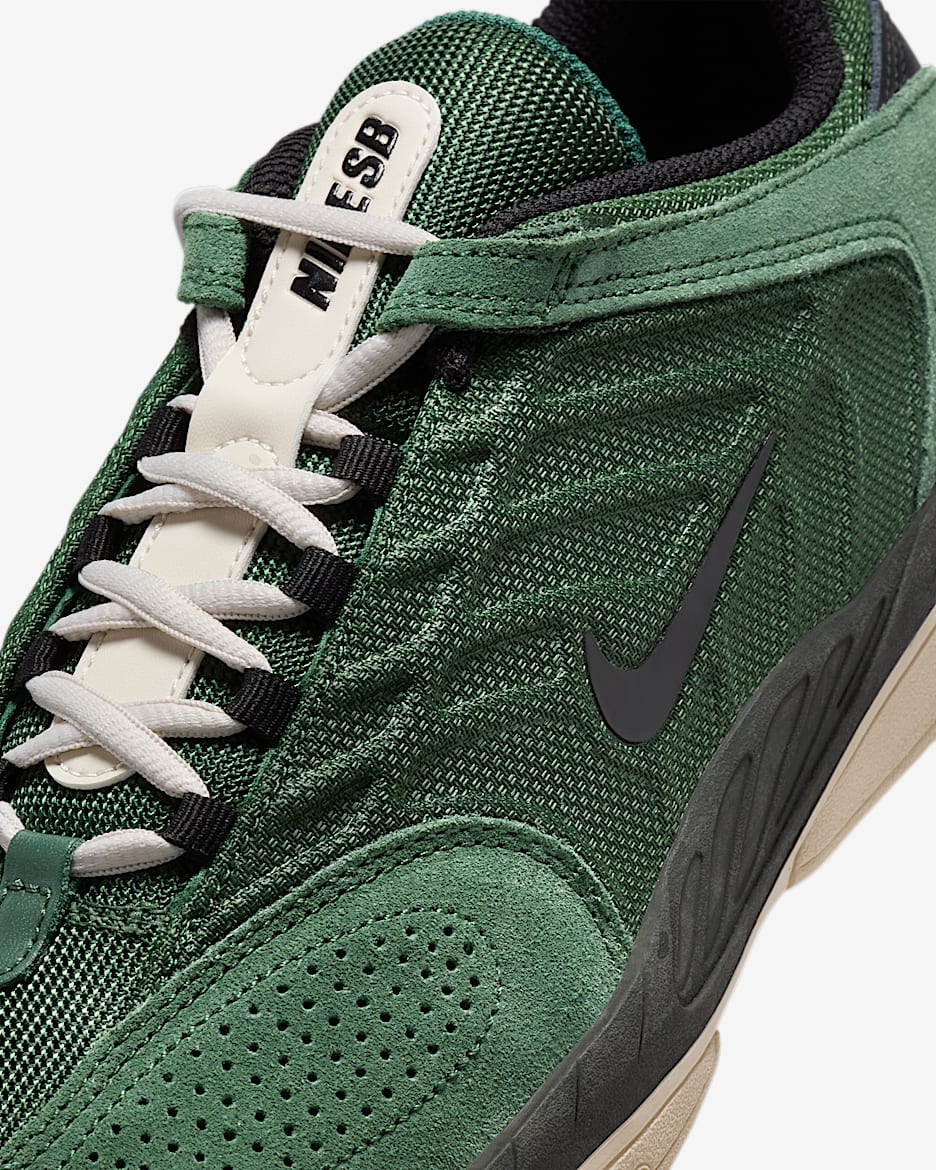 Tenis Nike SB Vertebrae
