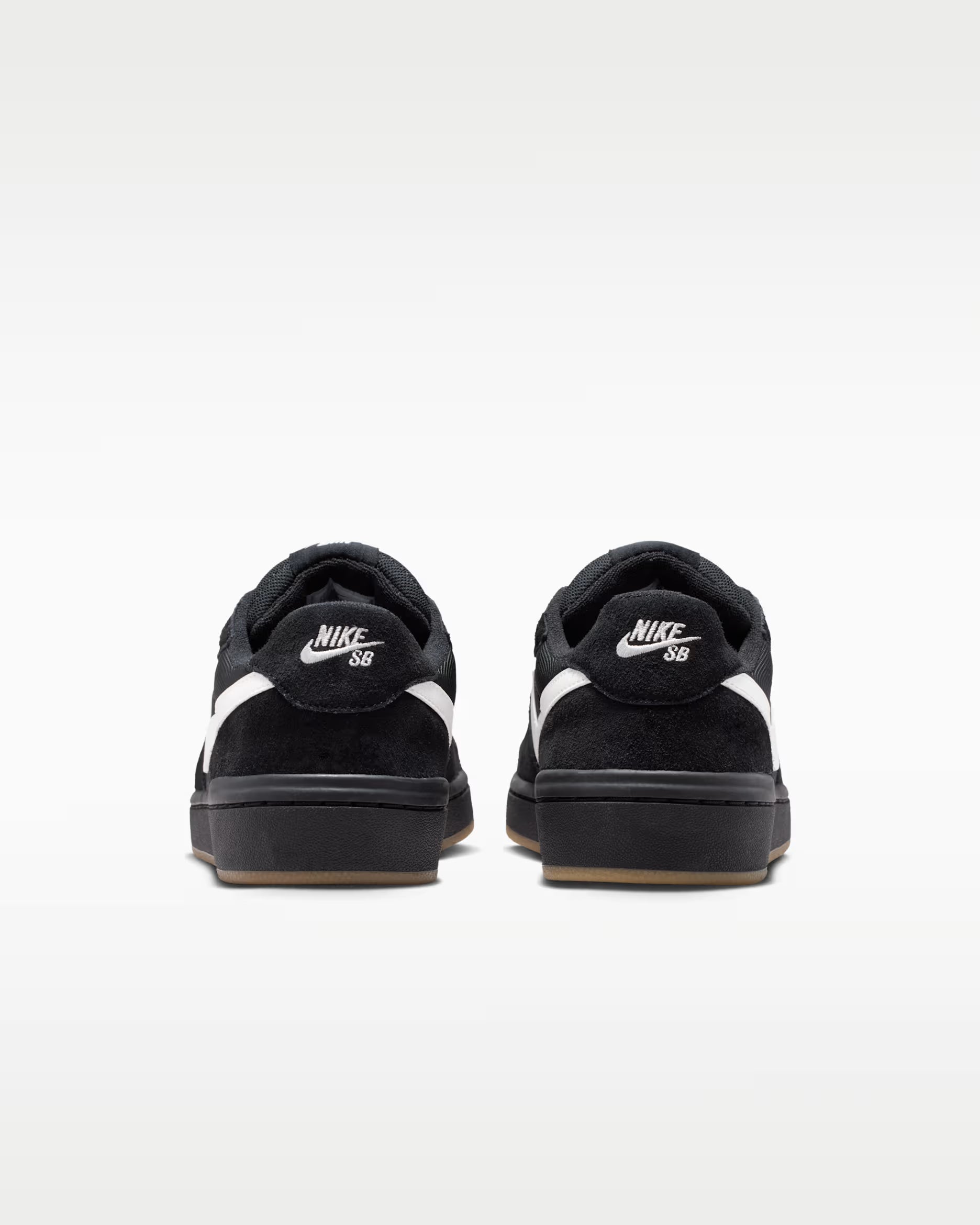 Tenis Nike SB Code 58 Black Gum