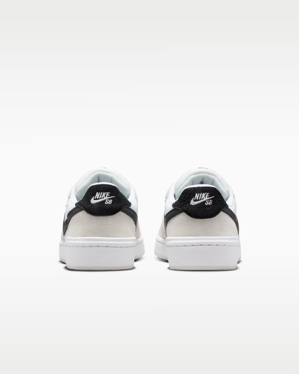 Tenis Nike SB Code 58 Summit White