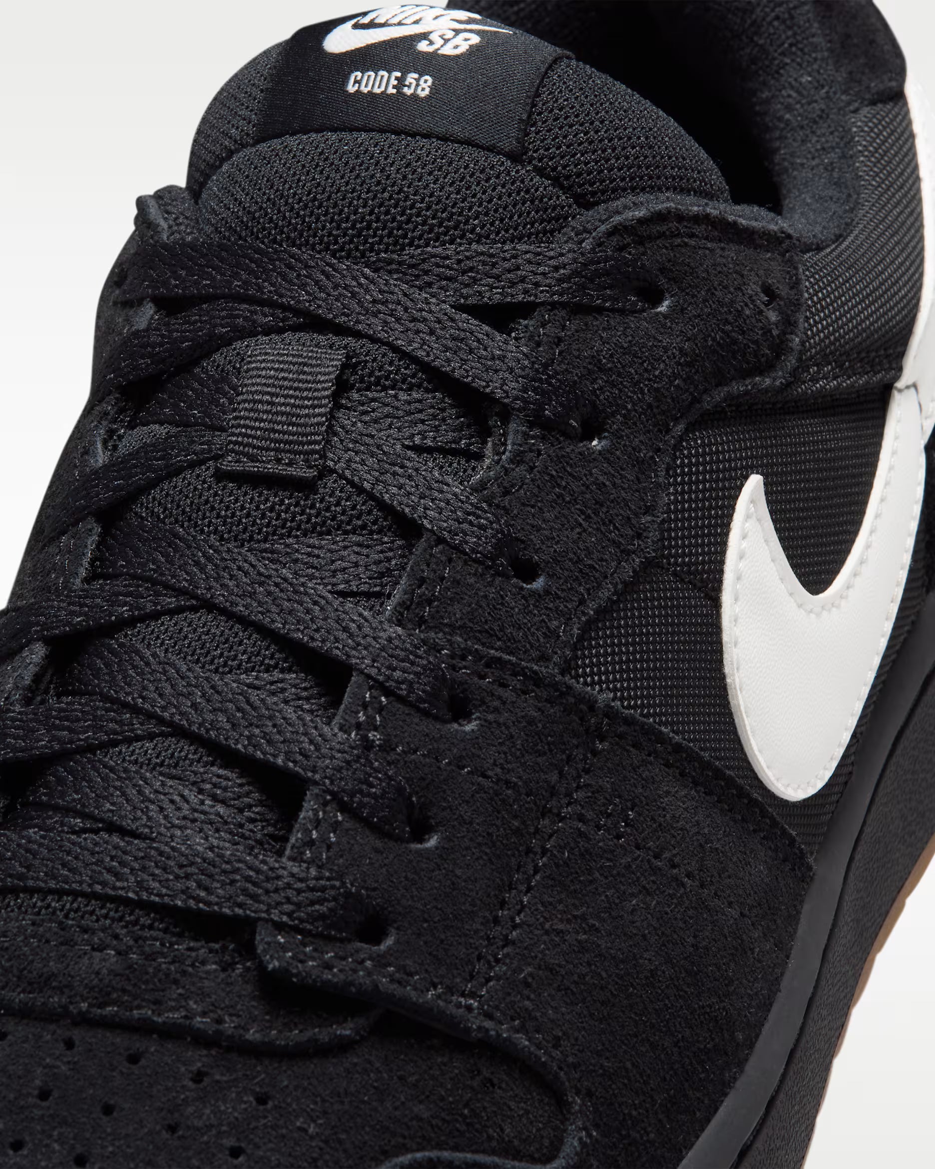 Tenis Nike SB Code 58 Black Gum