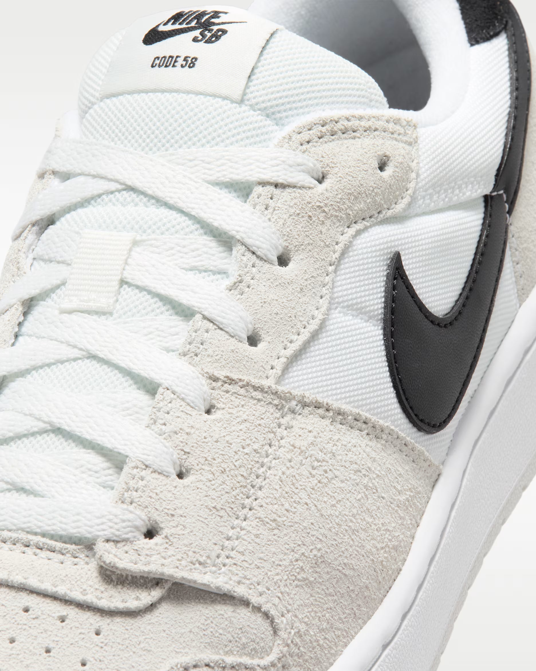 Tenis Nike SB Code 58 Summit White