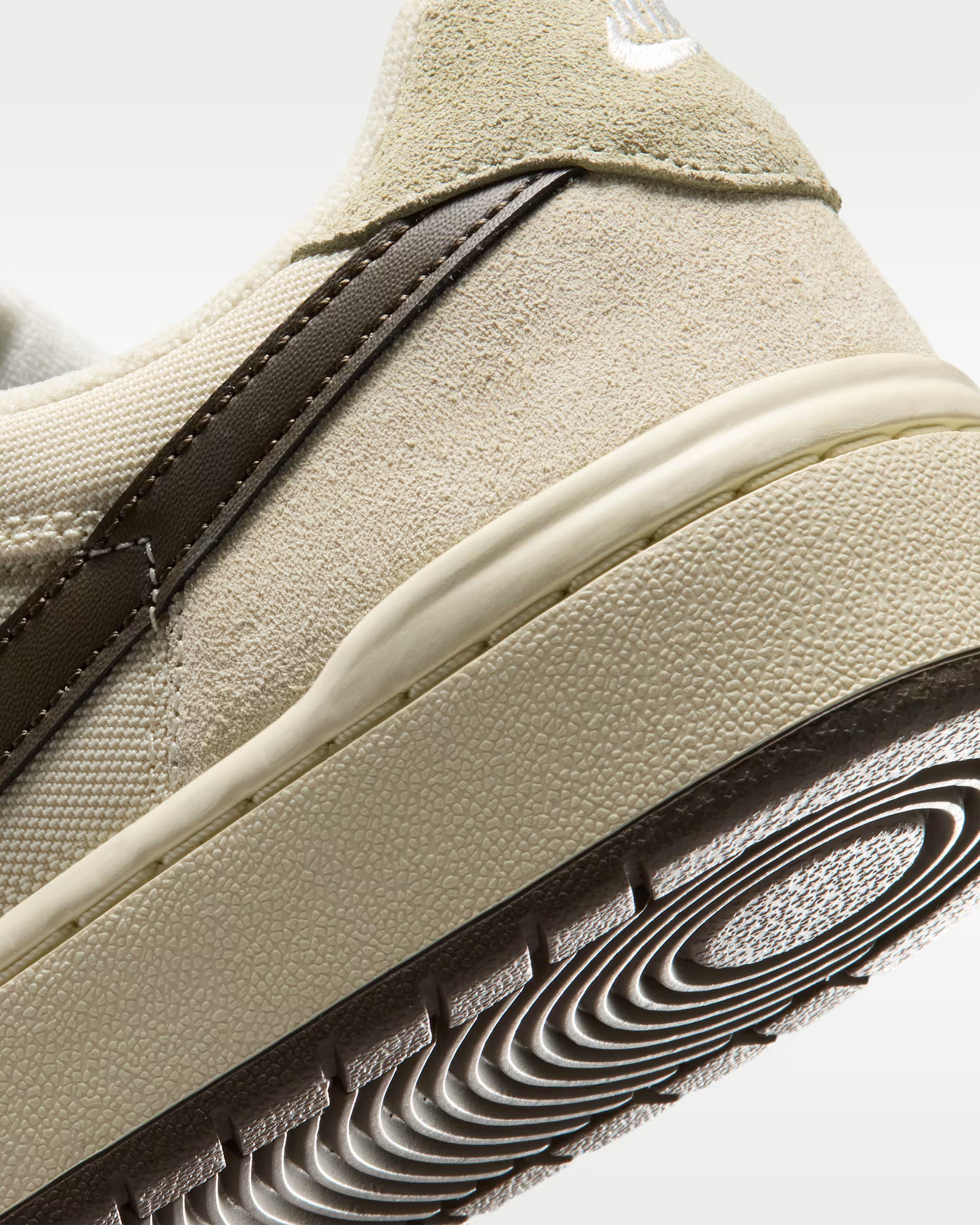Tenis Nike SB Code 58 Pale Ivory
