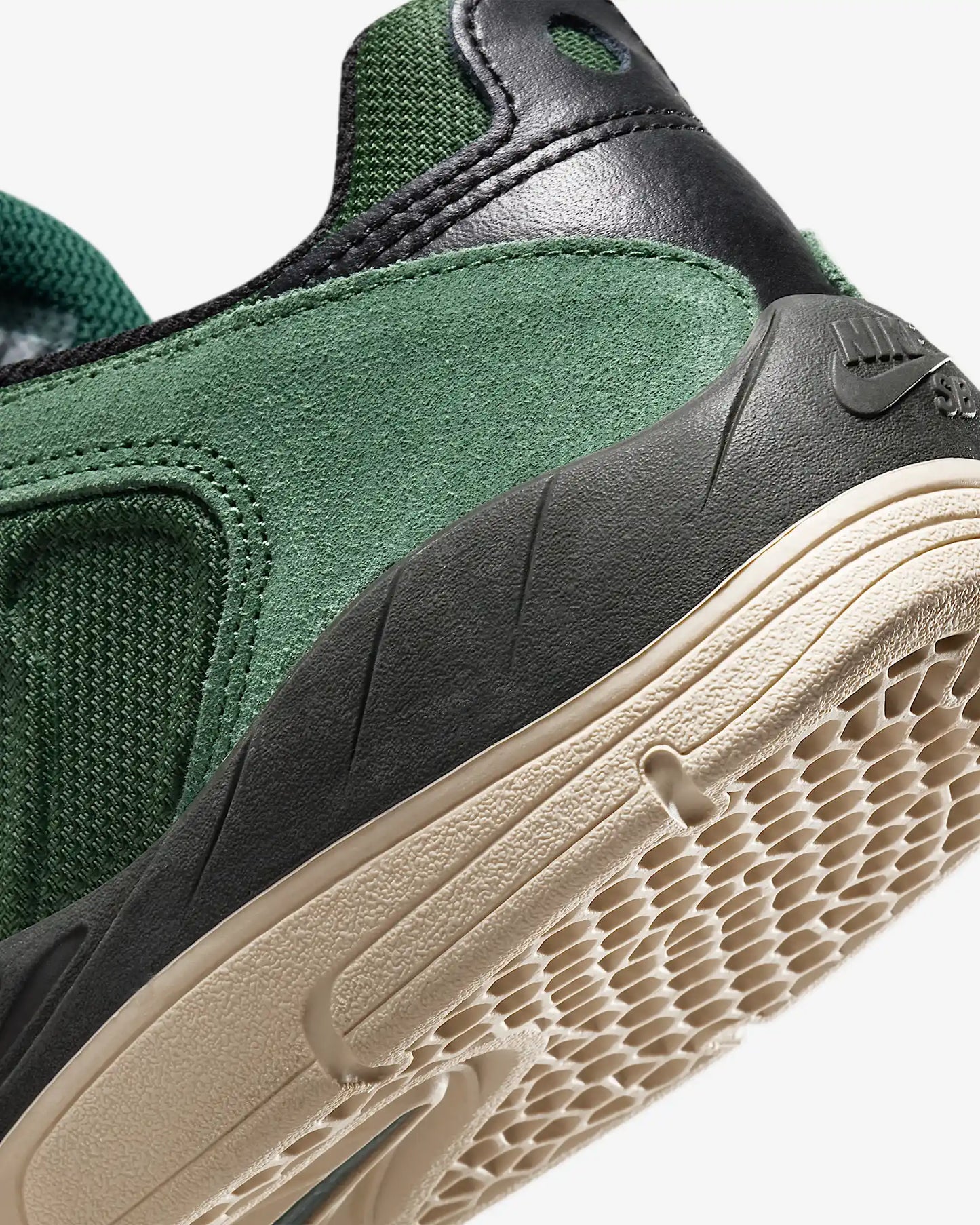 Tenis Nike SB Vertebrae