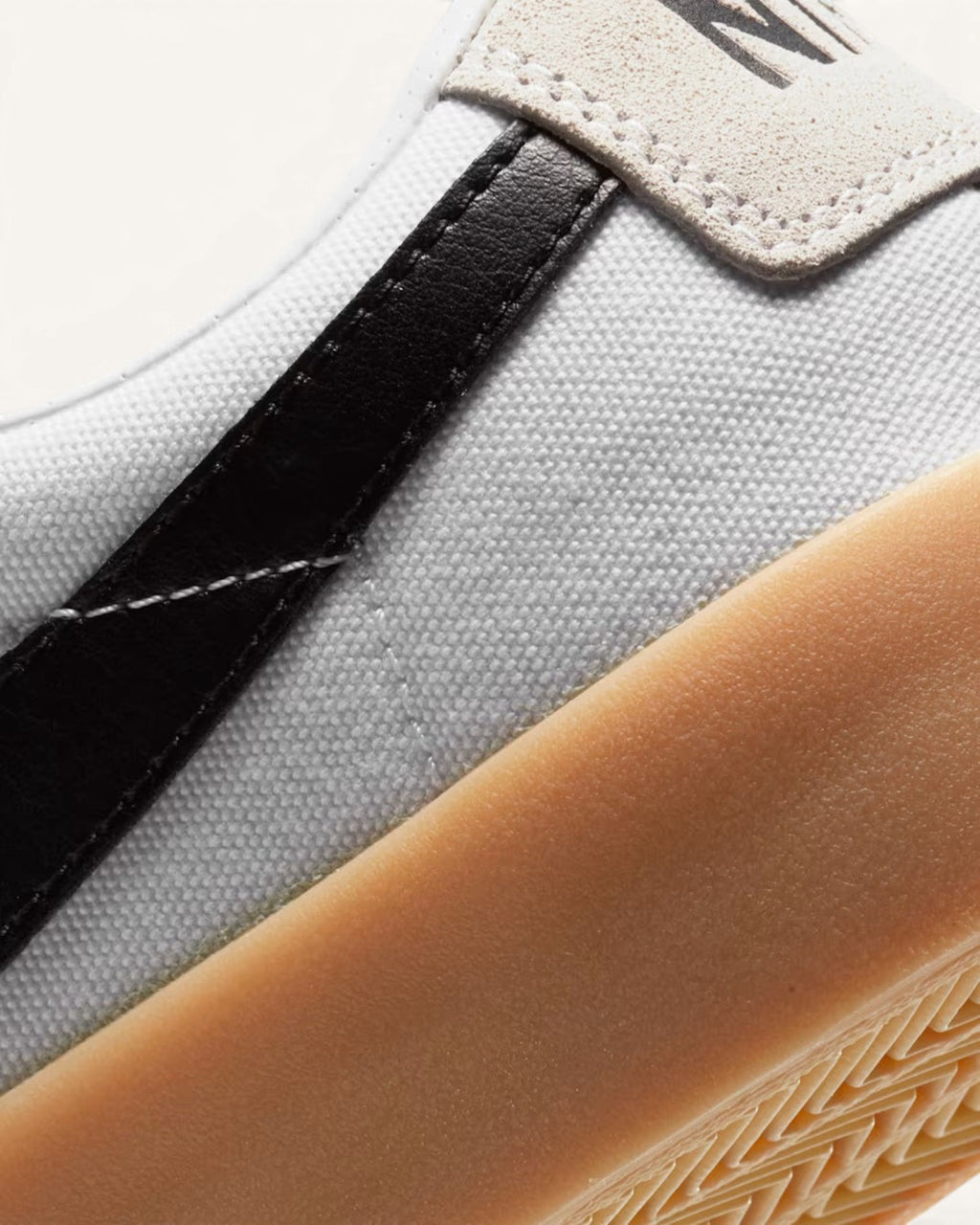 Tenis Nike SB Zoom Blazer Low Pro GT White Black