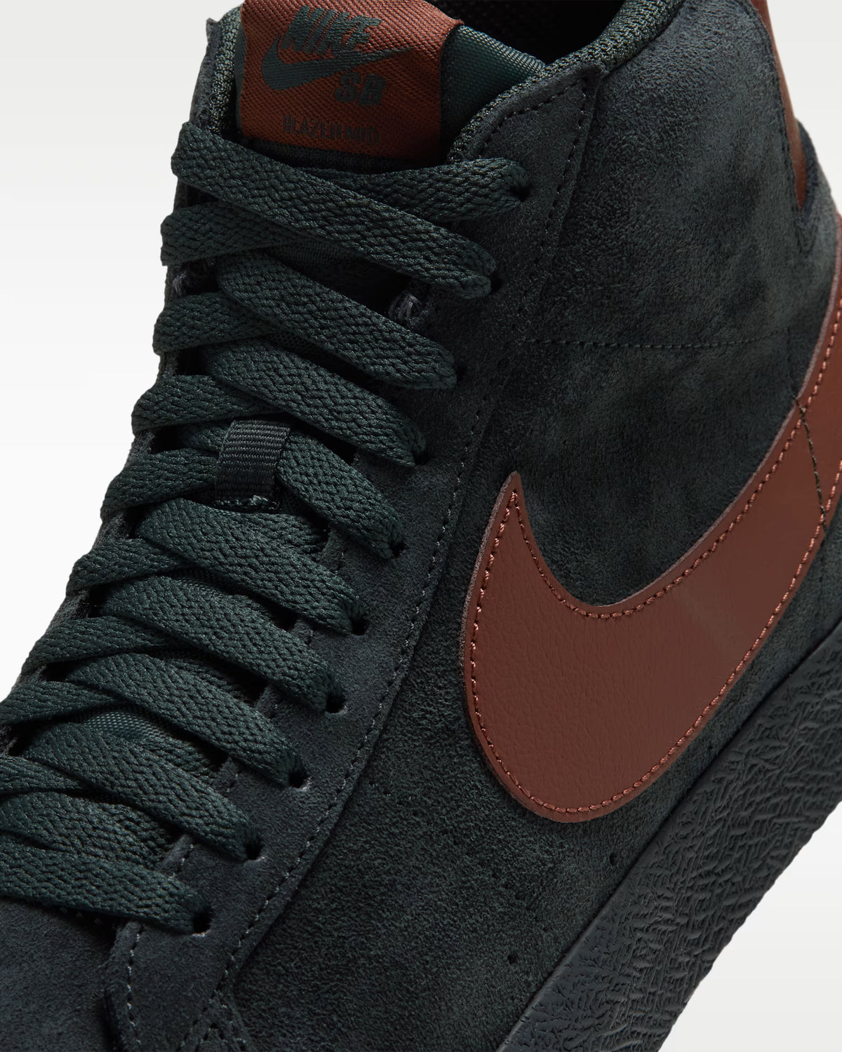 Tenis Nike SB Zoom Blazer Mid Black Spruce