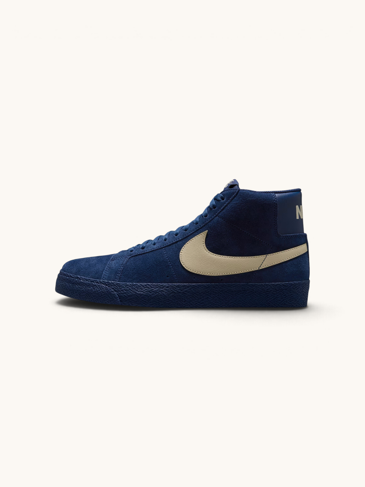 Zapatillas FRIDAY.COM.CO Nike SB Zoom Blazer Mid en ante azul coastal con Swoosh lateral en tono crema