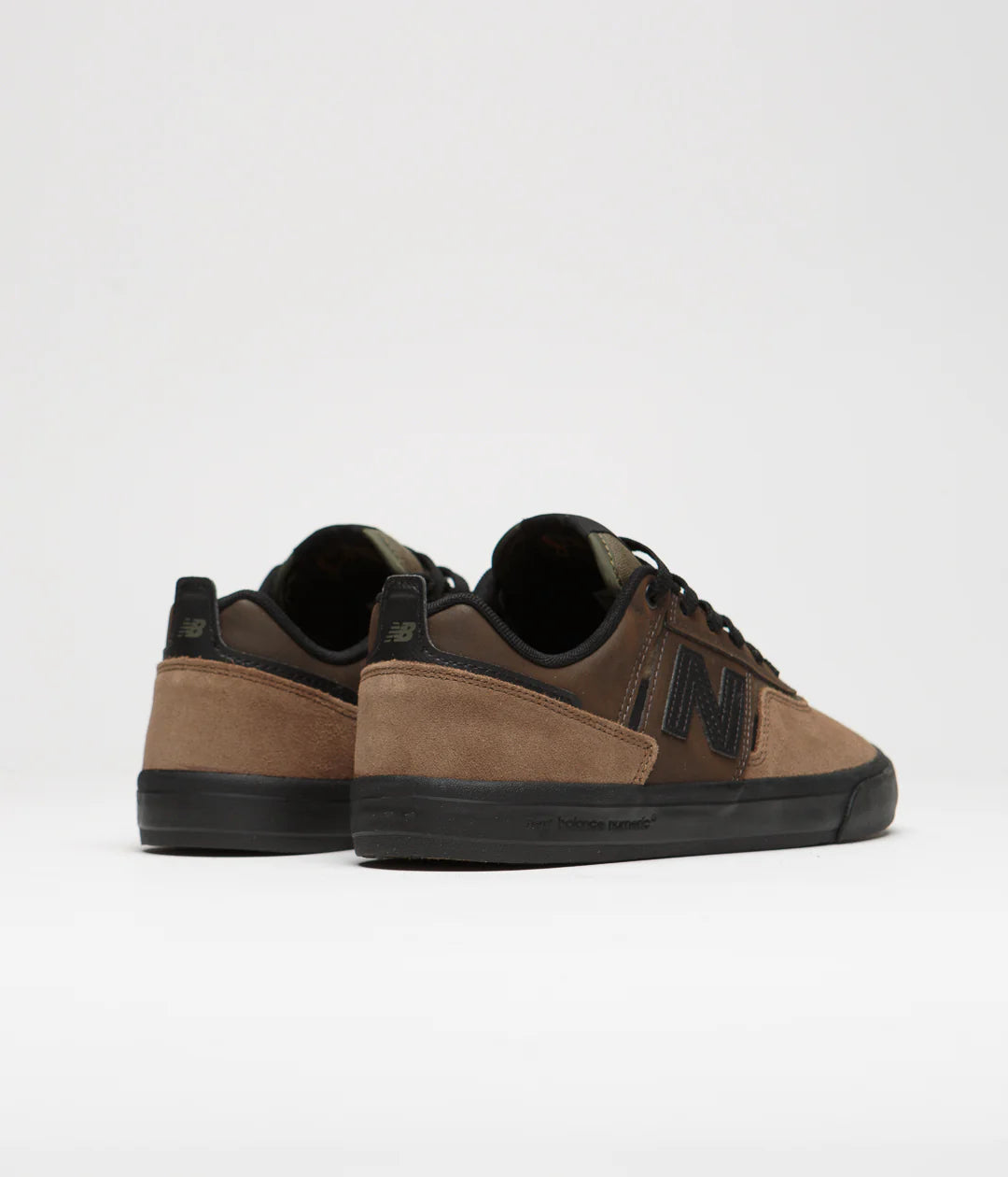 Tenis New Balance Numeric 306