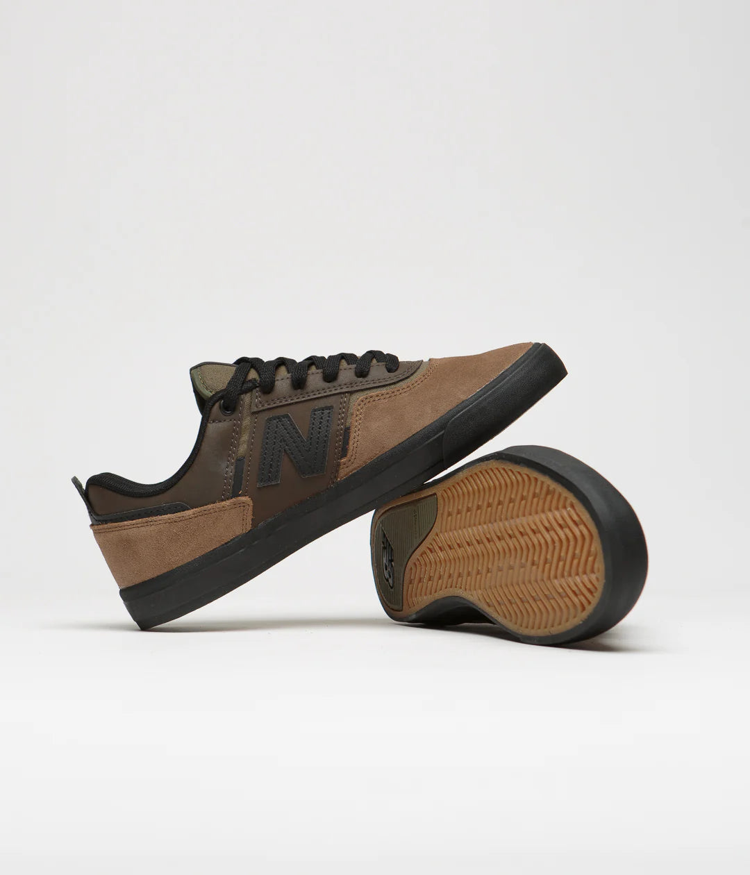 Tenis New Balance Numeric 306