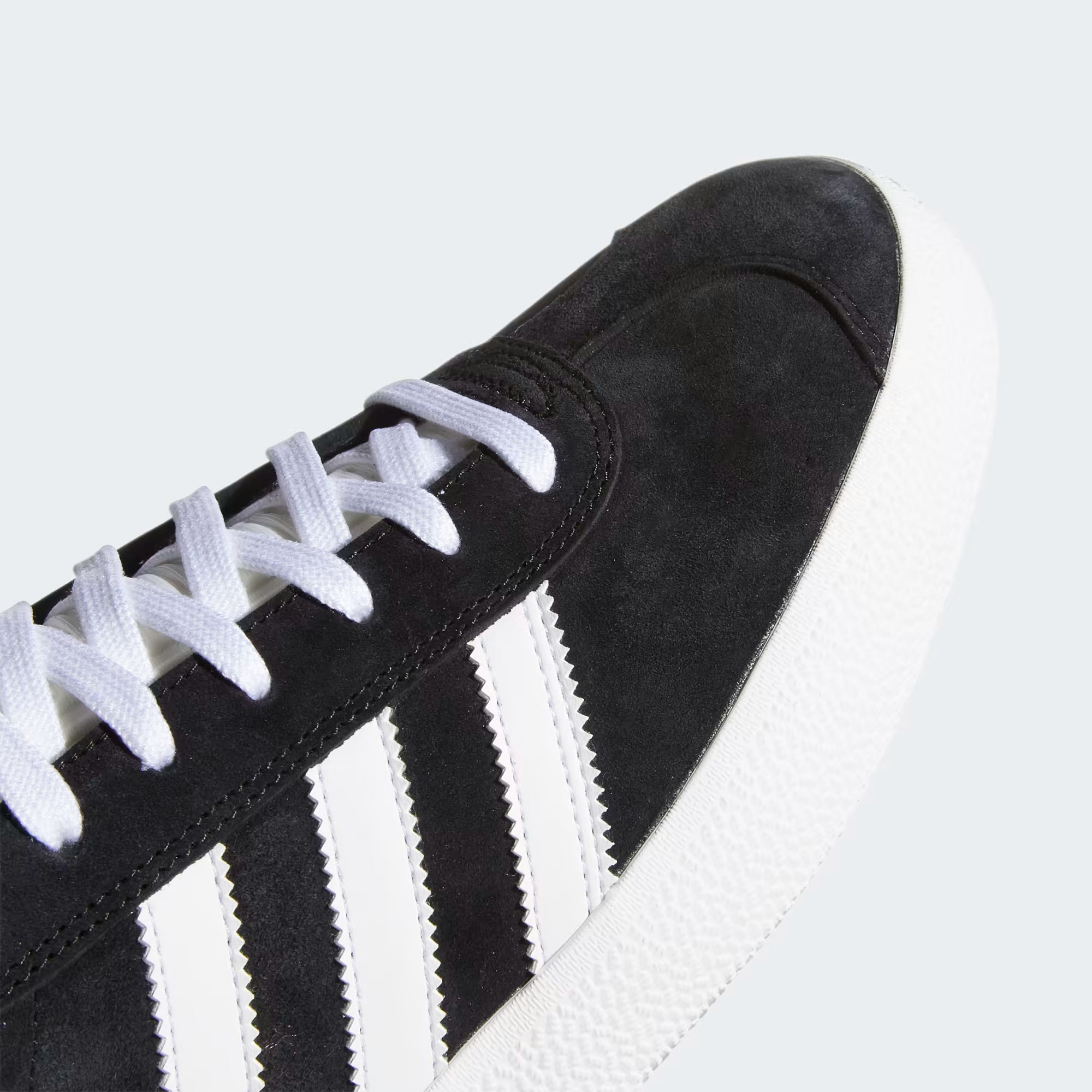Tenis Adidas Gazelle ADV Black & White
