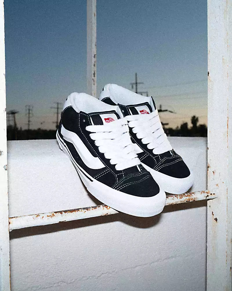 Tenis Vans Knu Skool Mid Negro