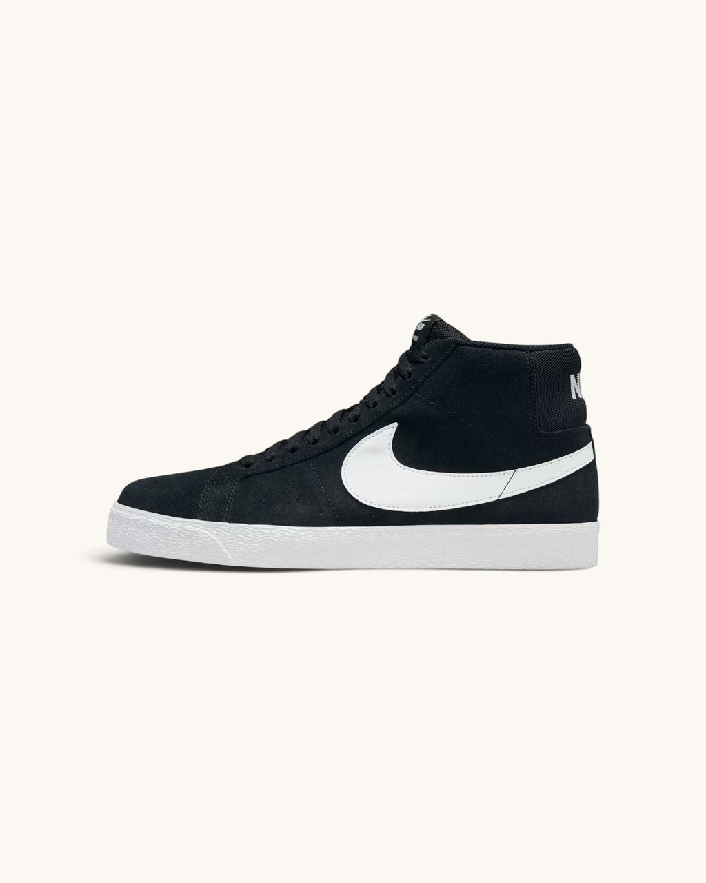 FRIDAY.COM.CO Nike SB Zoom Blazer Mid sneakers in black suede with a white Swoosh and vulcanized rubber sole