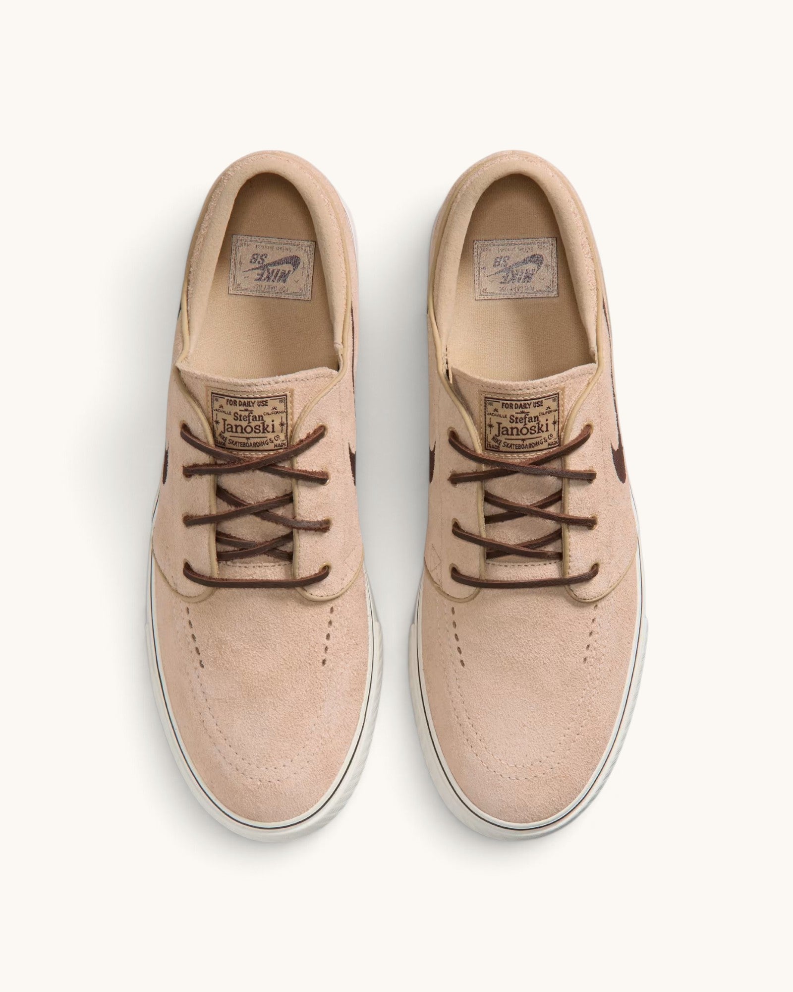 FRIDAY.COM.CO Nike SB Zoom Janoski OG+ skate shoes in light chocolate suede with brown laces and white soles.