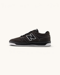 Tenis de skate FRIDAY.COM.CO New Balance Numeric 480 en gamuza negra con logo lateral y suela de goma blanca