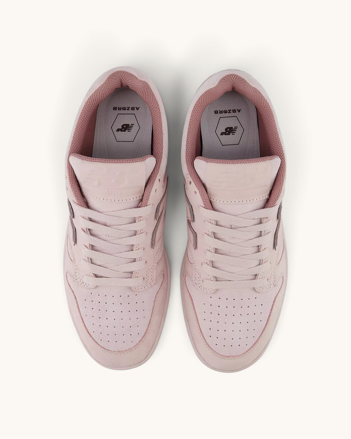 Tenis FRIDAY.COM.CO New Balance Numeric 480 Jamie Foy en color rosa pastel con diseño de skate y suela de goma