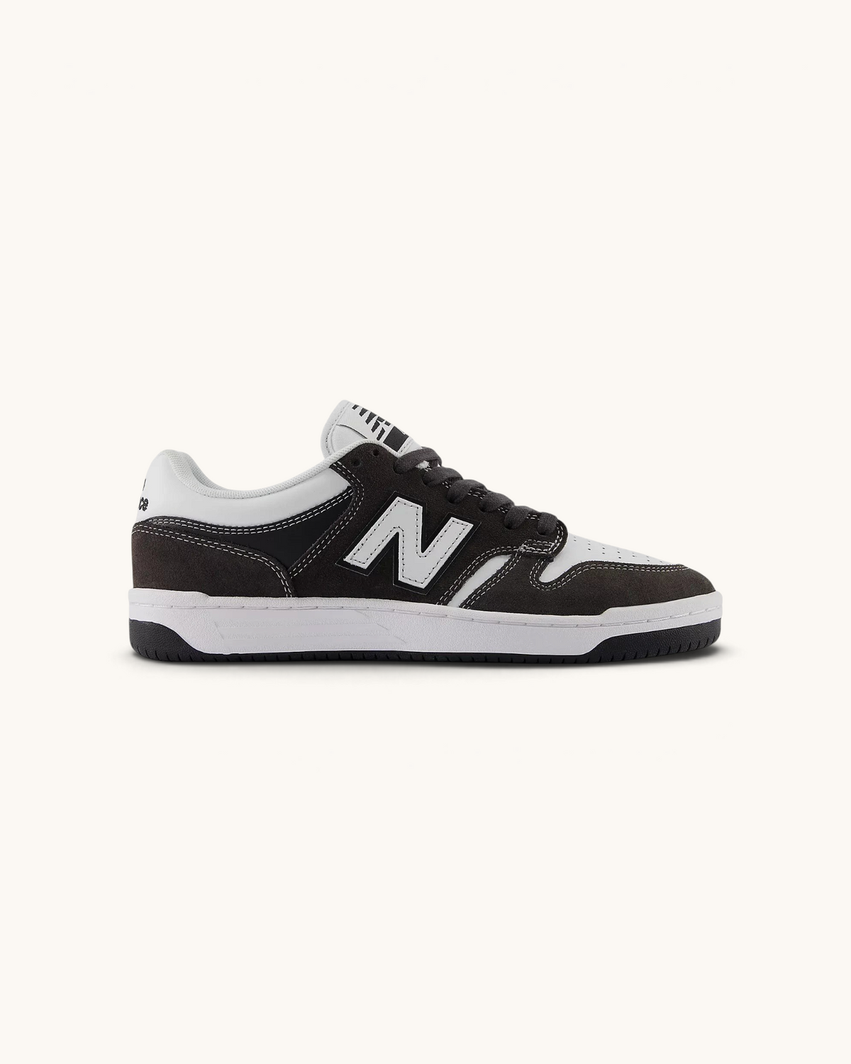 Tenis FRIDAY.COM.CO New Balance Numeric 480 de gamuza negra y blanca con diseño inspirado en el skate