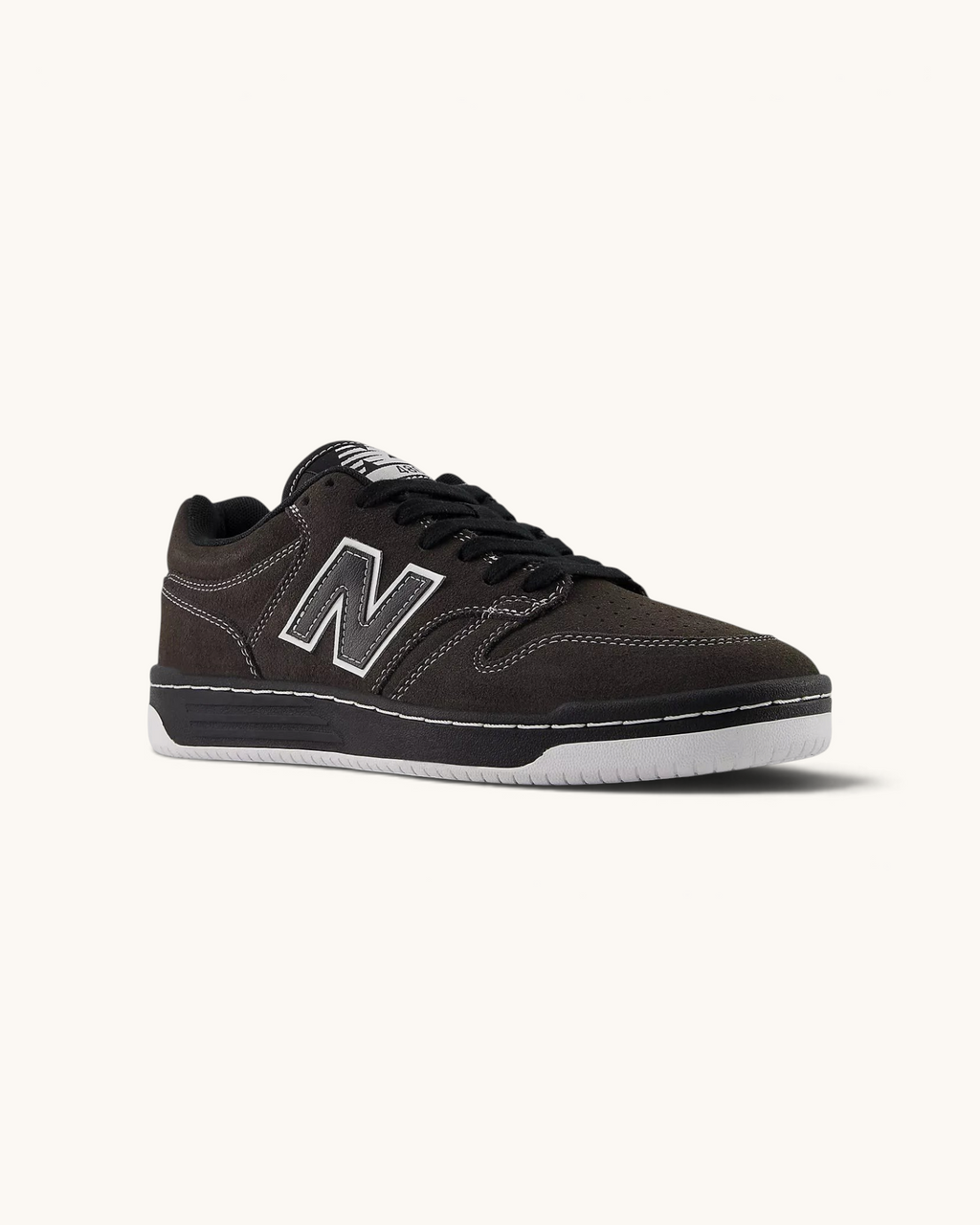 Tenis de skate FRIDAY.COM.CO New Balance Numeric 480 en gamuza negra con logo lateral y suela de goma resistente