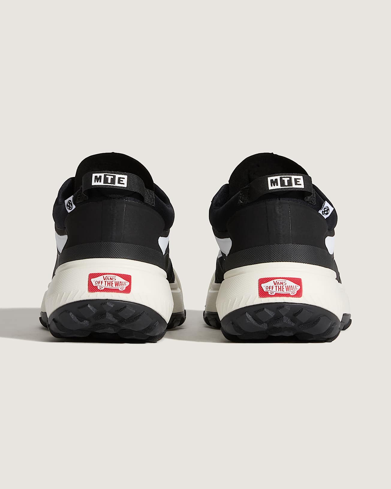 Tenis Vans MTE Crosspath