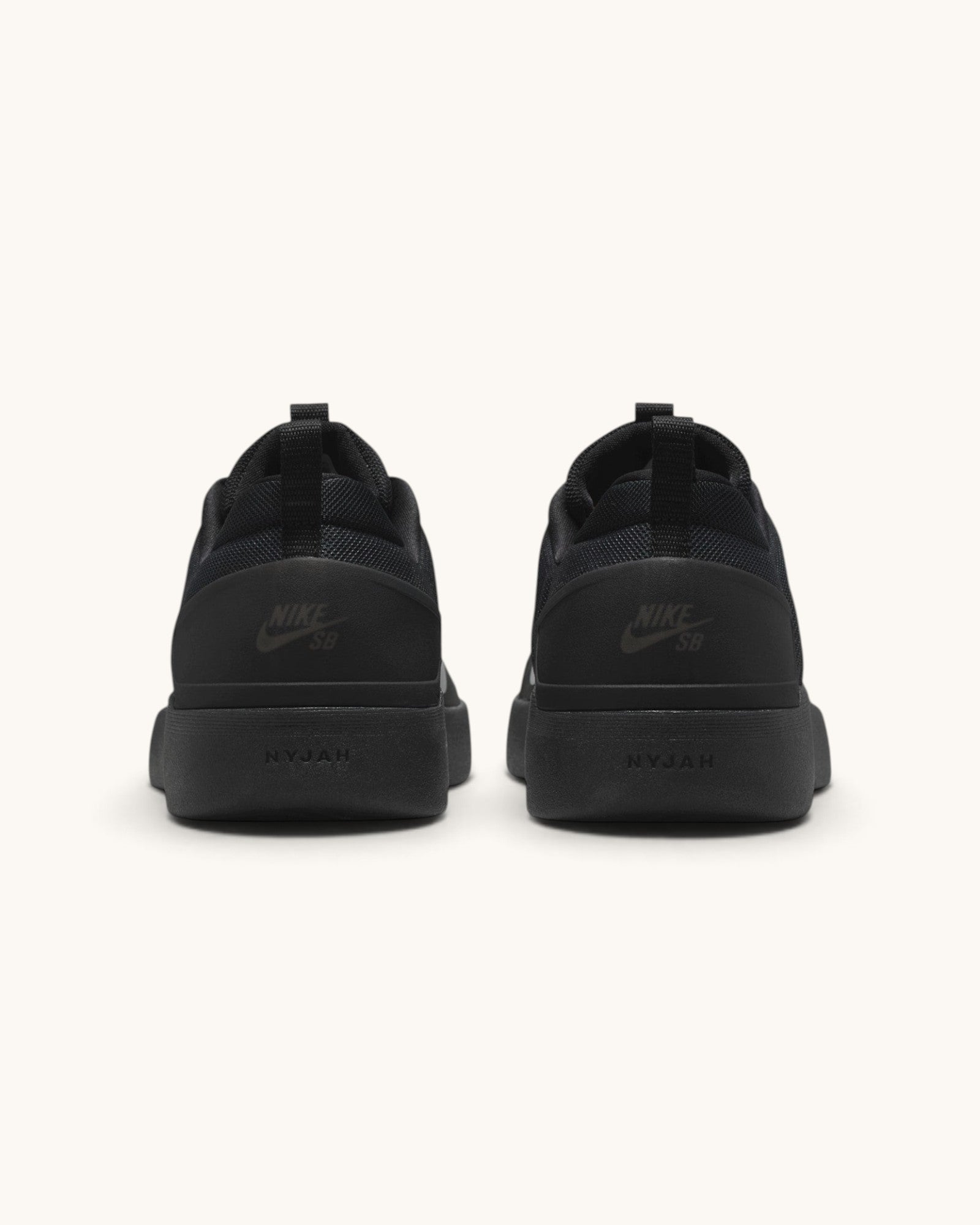 Tenis Nike SB Zoom Nyjah 4 Black White