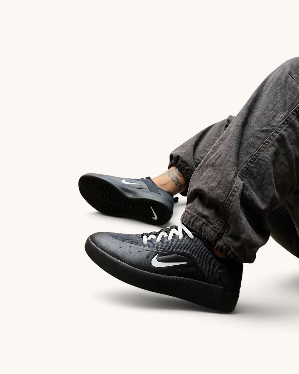 Tenis Nike SB Zoom Nyjah 4 Black White
