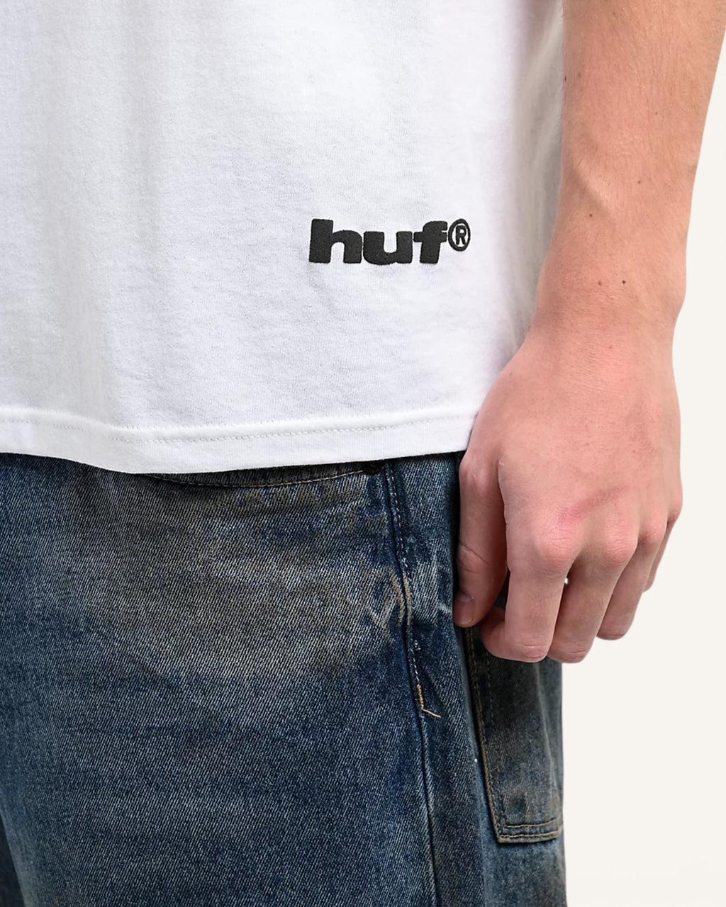 Camiseta Disney x HUF Mickey Mouse Worldwide Blanco