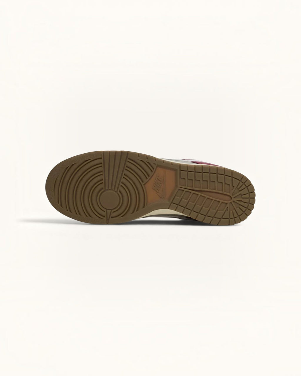 Tenis Nike Dunk Low Retro SE Team Red