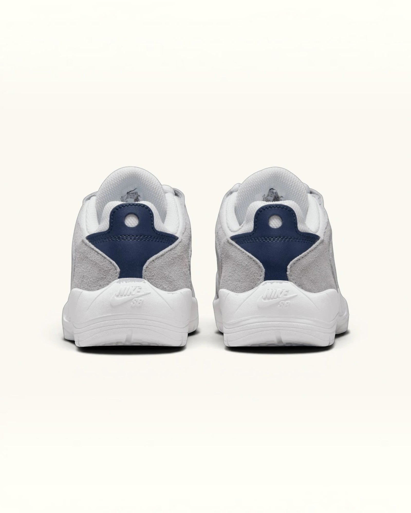 Tenis Nike SB Vertebrae