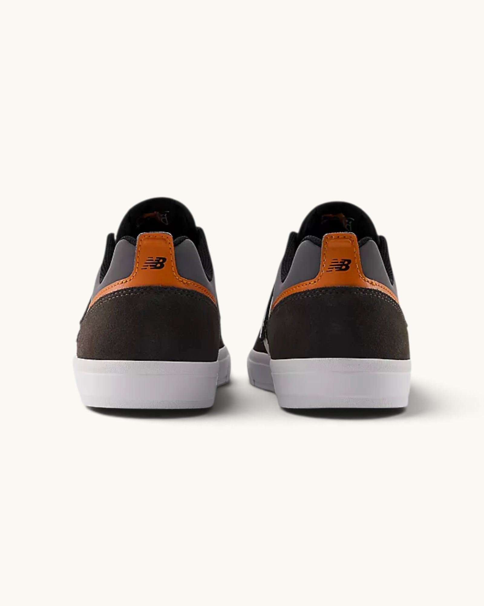 Tenis New Balance Numeric 306 Black Cement with Sea Salt